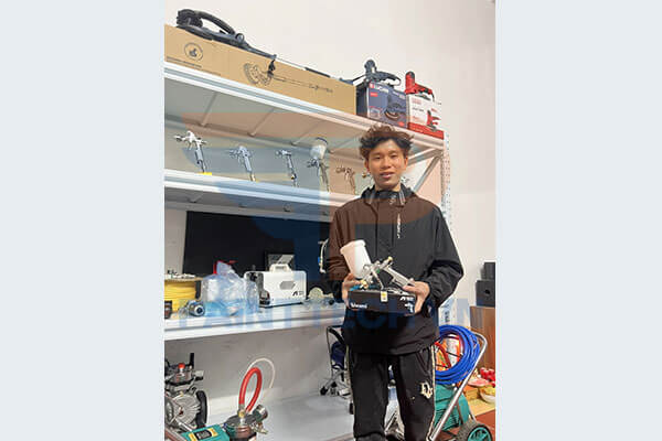 sung phun son kiwami1 13b4 khach lay tai painttech vn