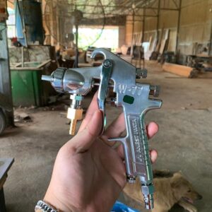 Súng phun sơn W-77-11S phun sơn xưởng sản xuất nội thất